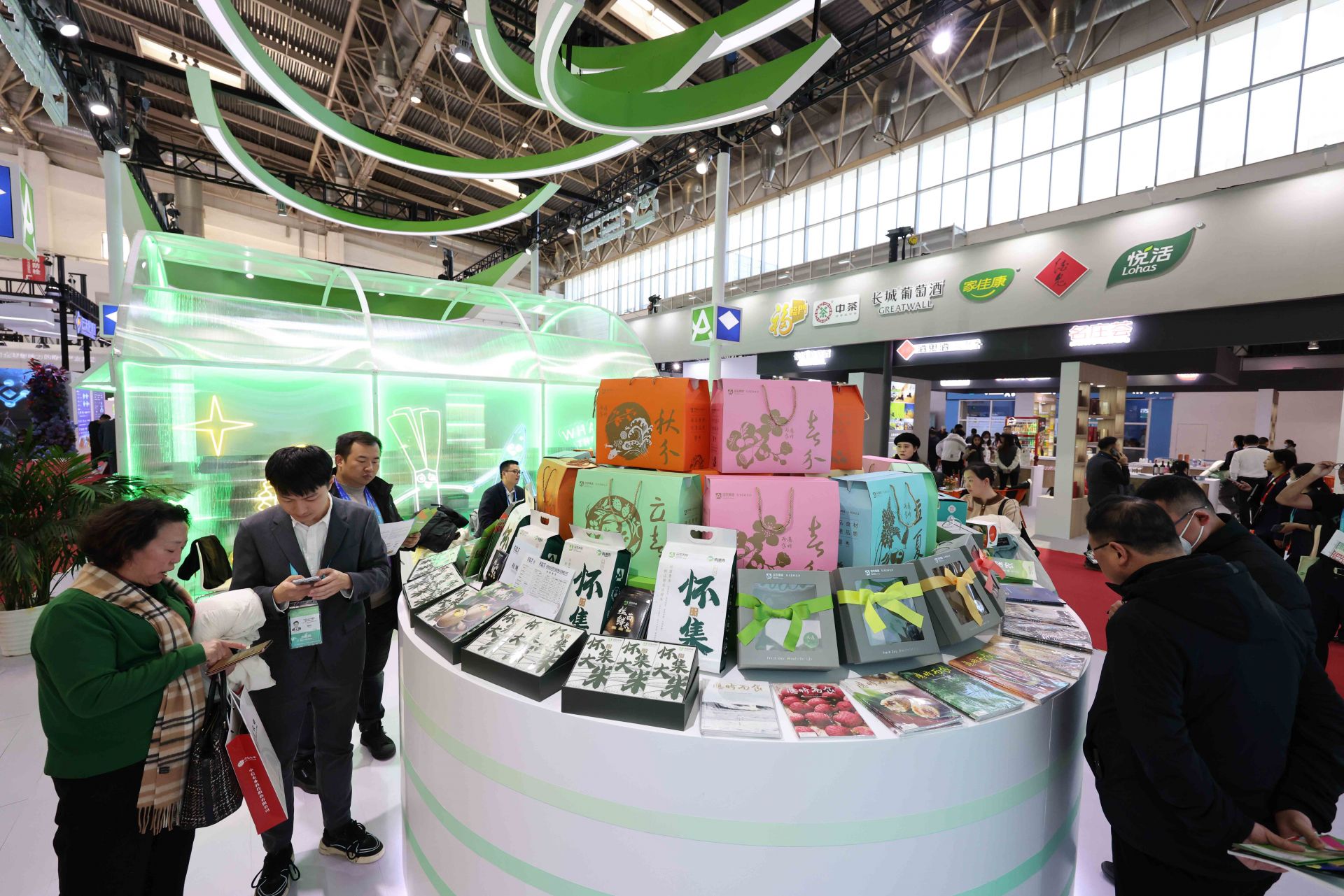 深圳企業在鏈博會大放異彩 成果豐碩，展覽服務彰顯卓越實力